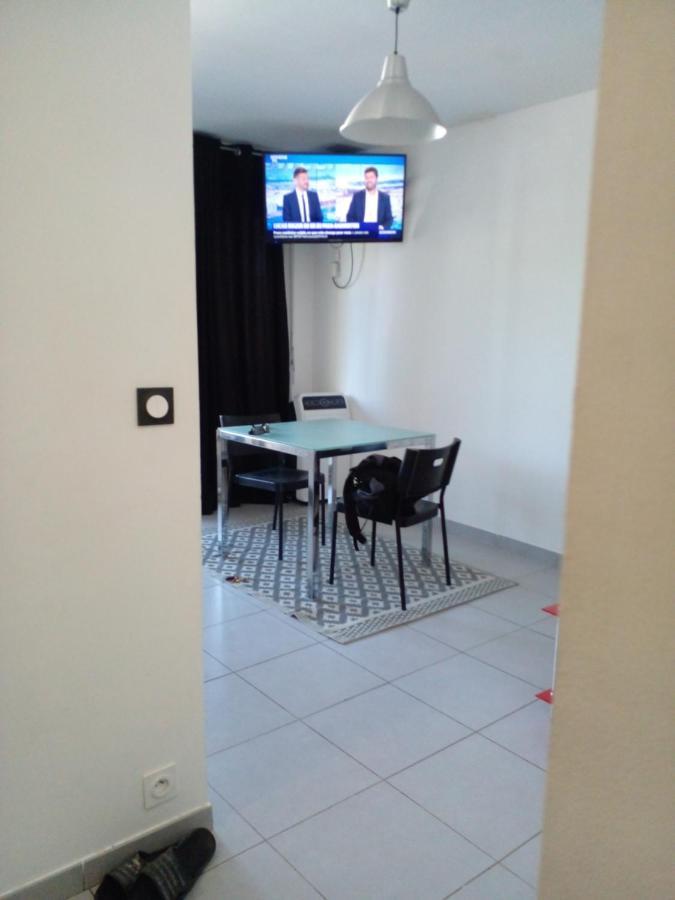 Appartement En Residence Climatise Avec Parking Montpellier Exterior photo